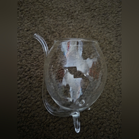 Glass With Built In Straw. - Picture 4 of 4